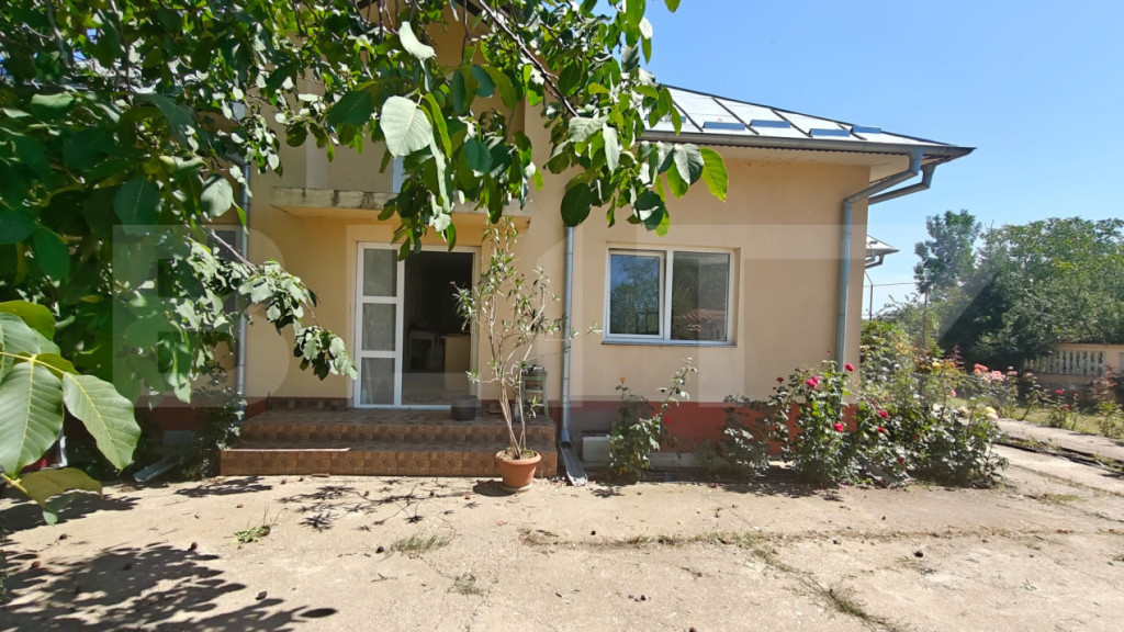 Casă individuală, 116 mp, teren 520 mp, deschidere 20 m, z