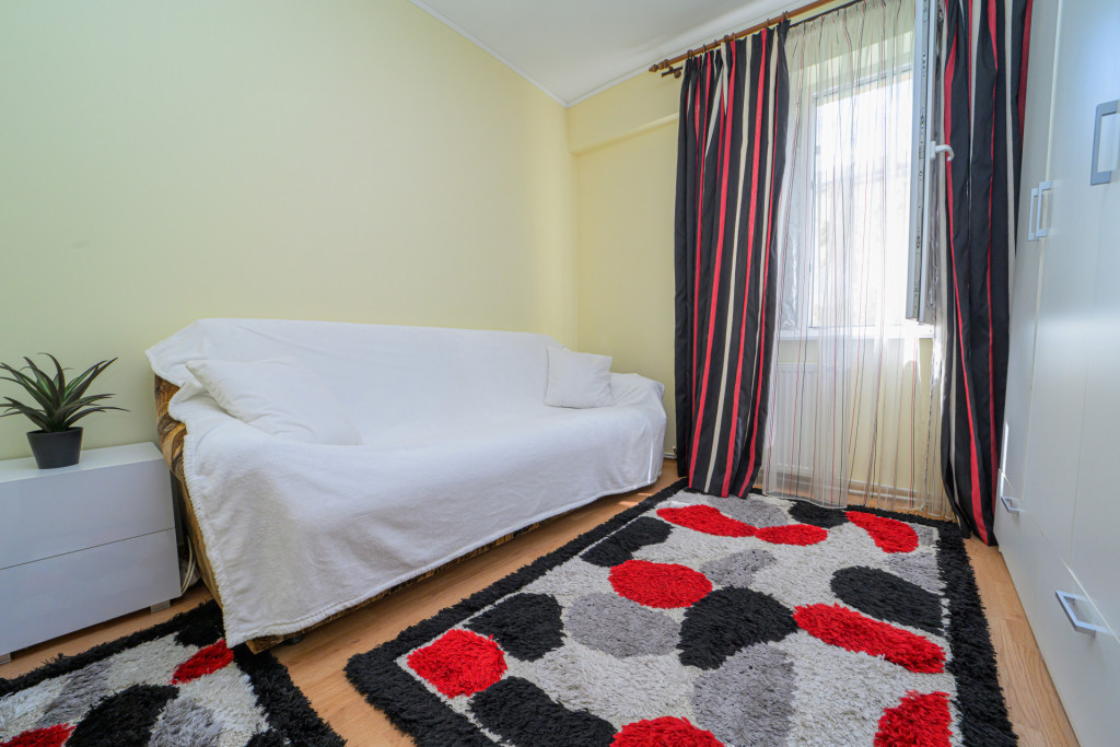 2 camere decomandate, balcon, geam la baie, Casa Armatei, 0%