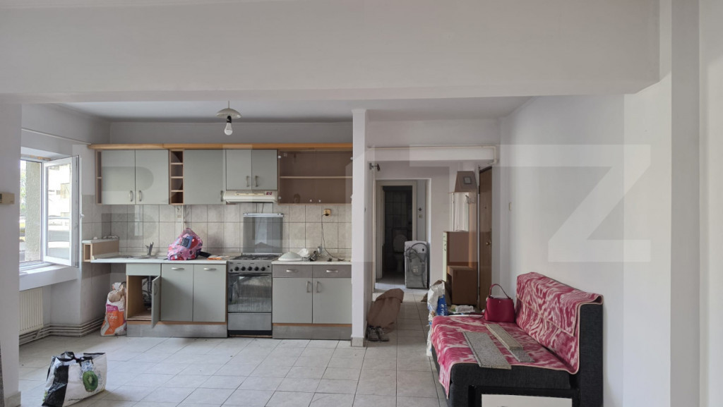 Apartament 3 camere, 72 mp, zona Ultracentral