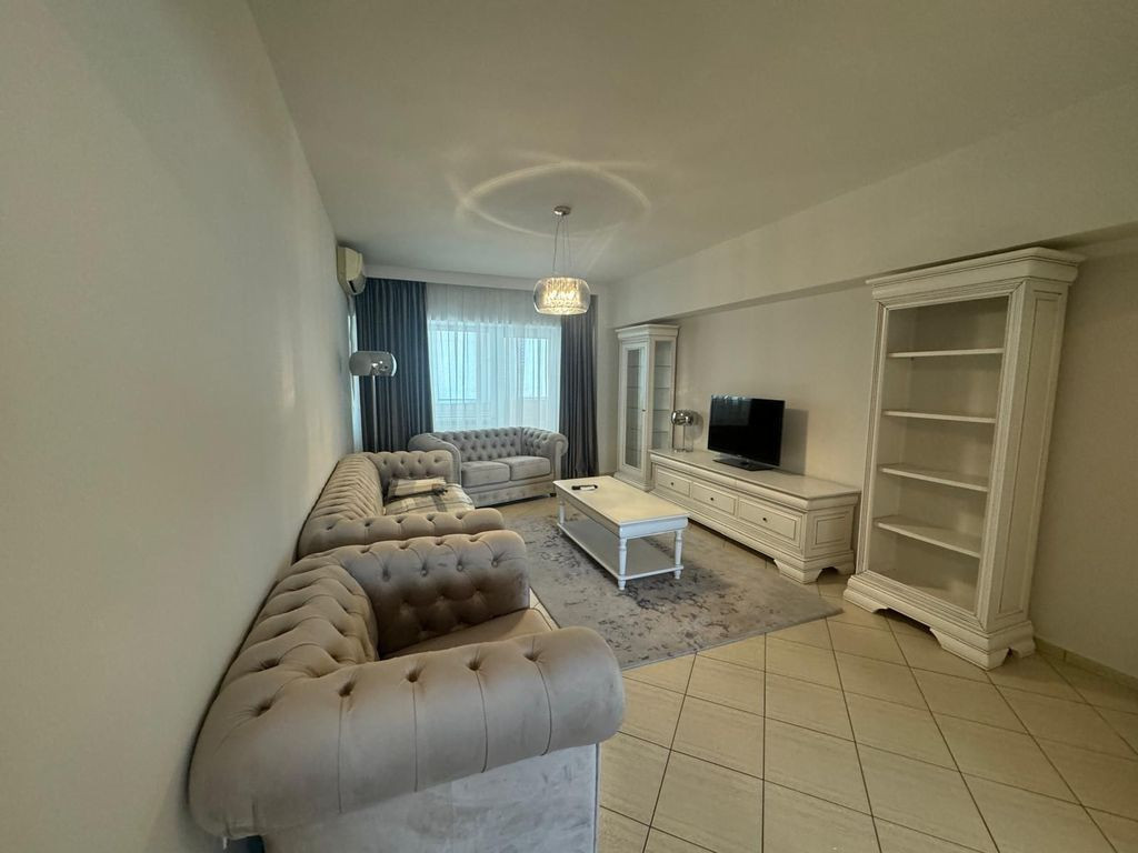 Apartament mobilat si utilat modern, suprafata generoasa ...