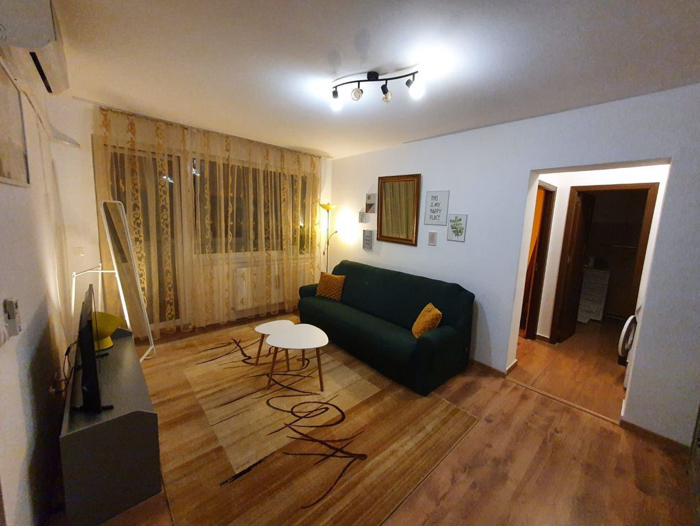 3 camere Tomis II termen lung