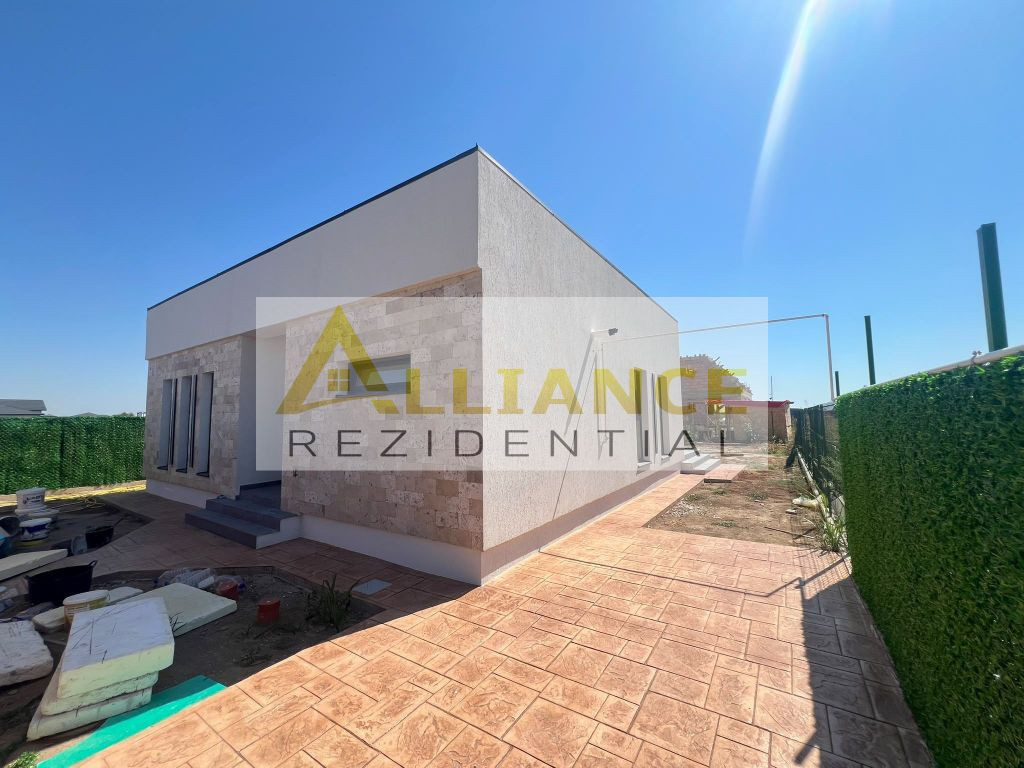 CASA PARTER-3 CAMERE- TEREN 375 M-500 M DE STV