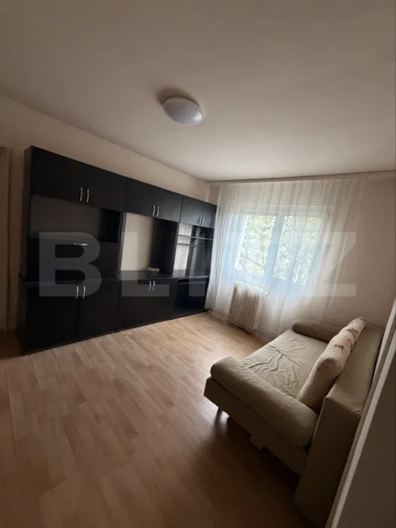 Apartament de 2 camere, 40 mp, zona strazii Primaverii