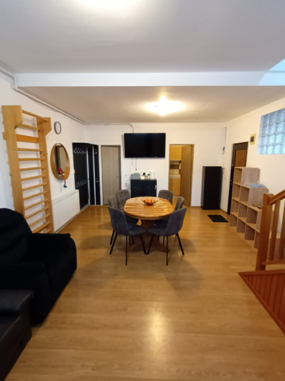 Apartament 3 CAM, pe 2 nivele SU 85MP, zona Semicentrala