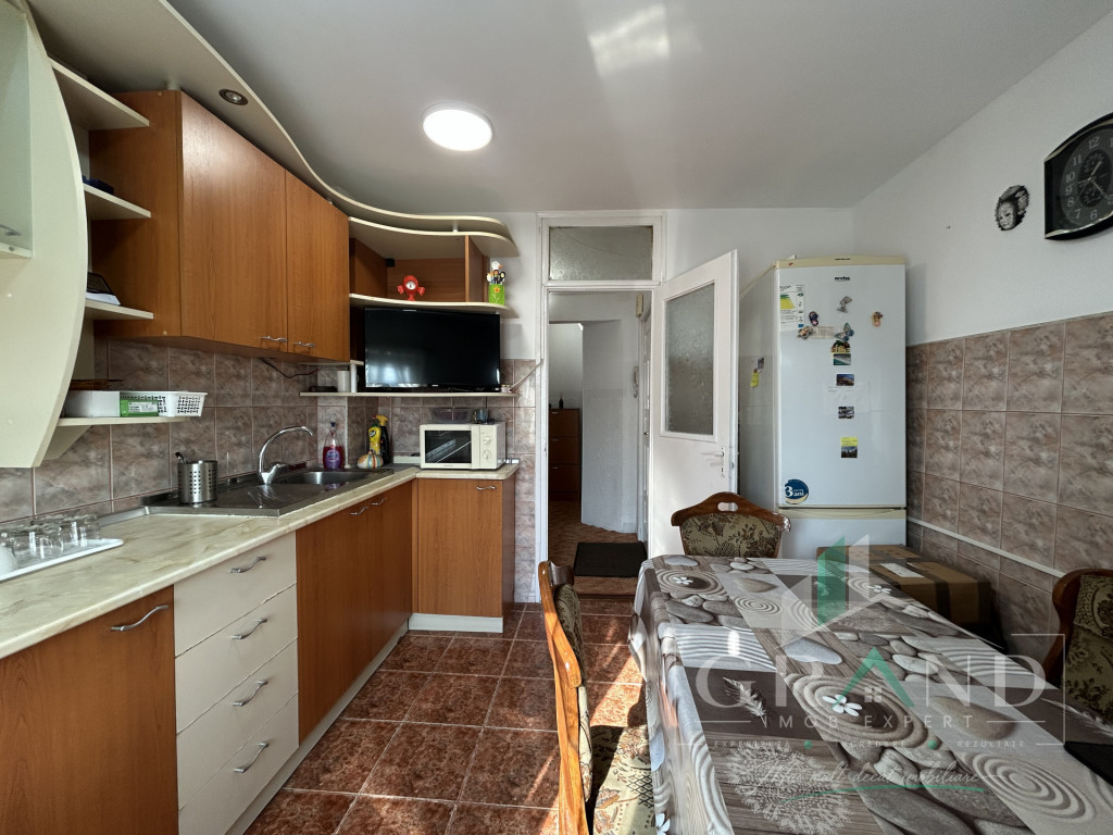 Apartament de închiriat 2 camere decomandate, Manastur
