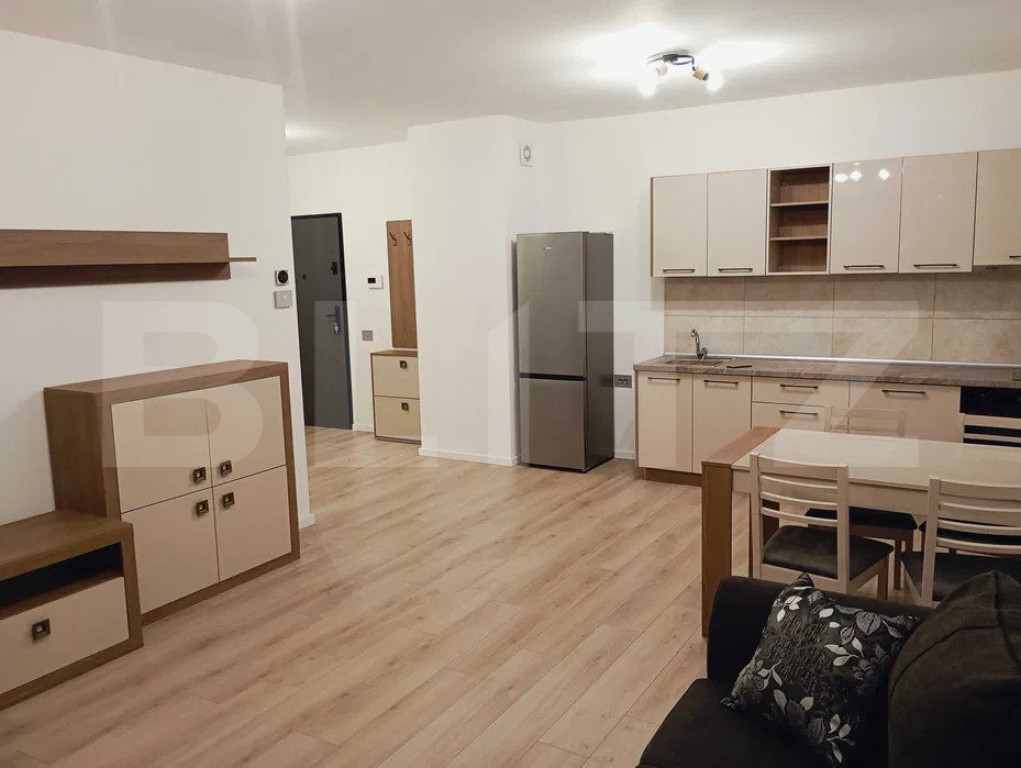 Apartament 2 camere, modern, parcare, zona Semicentral