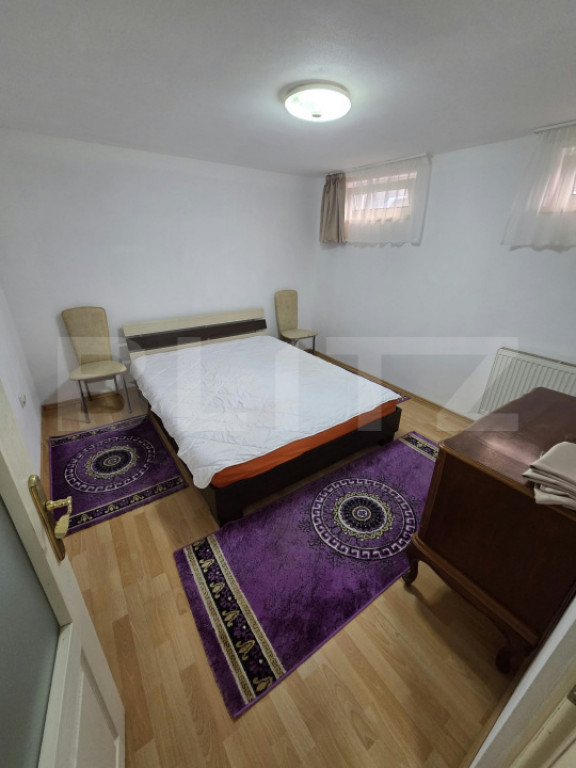Apartament de inchiriat cu 3 camere, 67 mp, zona Bradet
