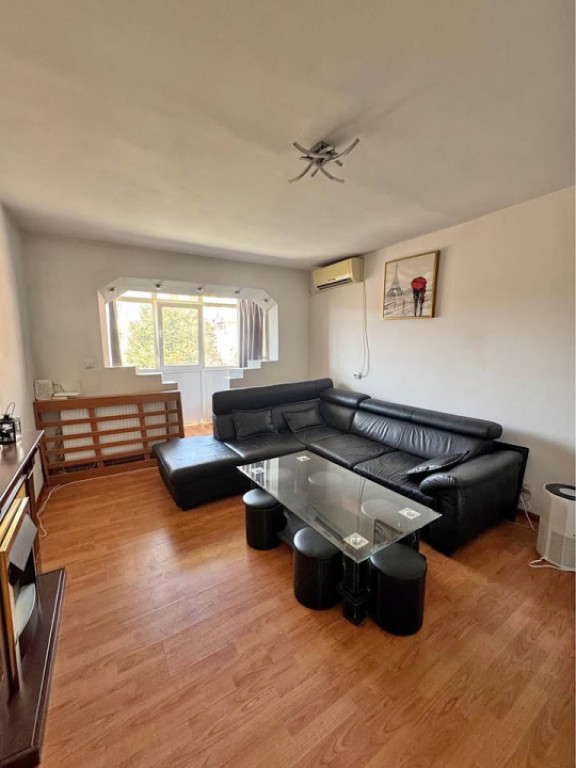 Apartament 3 camere. 50.16 mp, zona Craiovita Noua