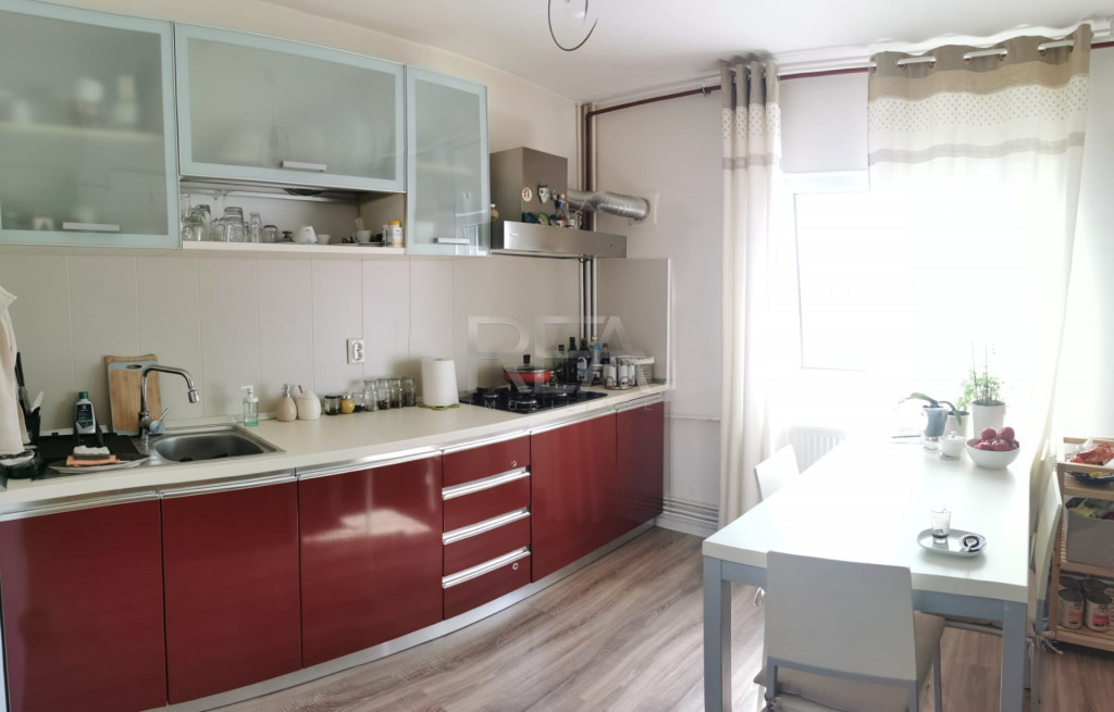 2 camere Doamna Ghica decomandat, centrală, inst. schimb.,