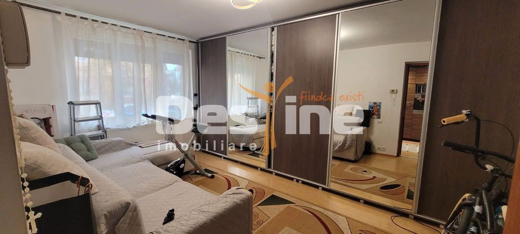 Apartament cu 3 camere cu loc de parcare inclus, in carti...