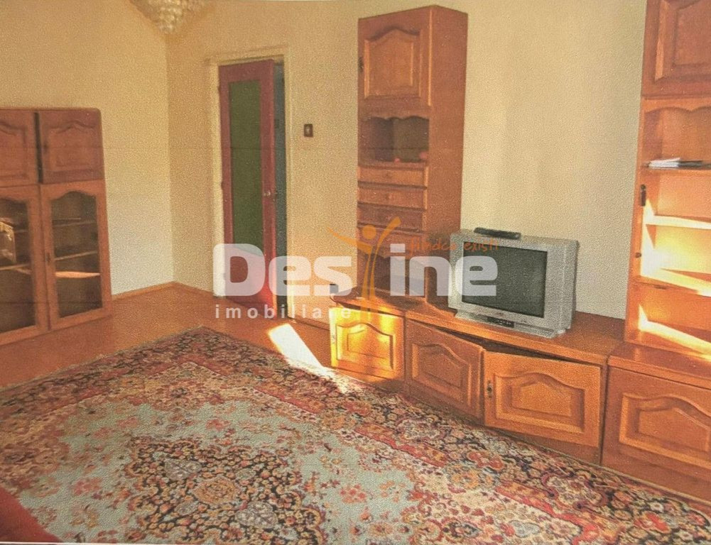 Apartament 3 camere cu loc de parcare inclus situat pe Ca...