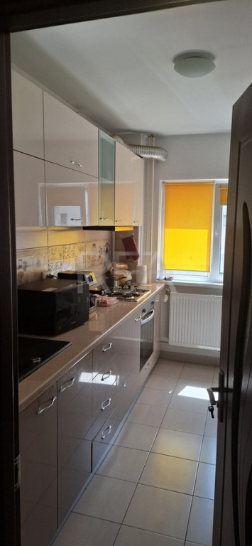 2 camere Teiul Doamnei decomandat, inst. schimb., an 1985, 5