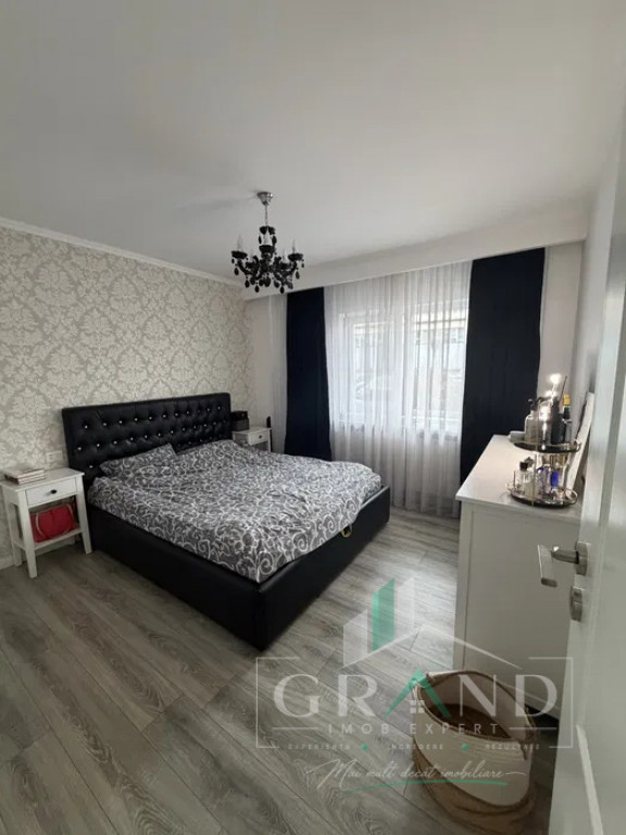 Oportunitate | Apartament 3 Camere | 2 Bai | Pivnita | Maras