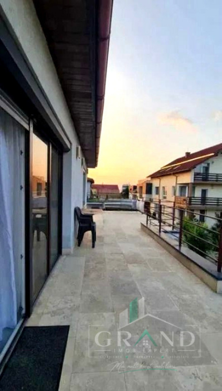 Apartament 2 camere, tip penthouse, cartier Europa