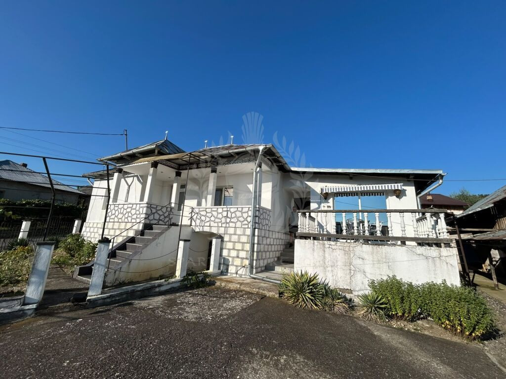 CASA 4 CAMERE// COMUNA VALCANESTI