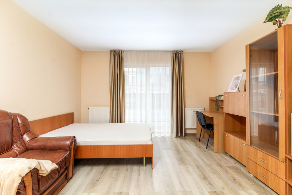 Apartament Zorilor UMF cu 1 camera, bloc dupa 2000, etaj 2