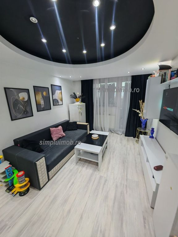 Decomandat 3 Camere Berceni Parcare