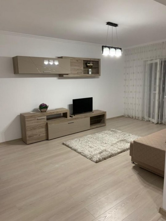 Apartament 2 camere decomandat de închiriat – Dacia