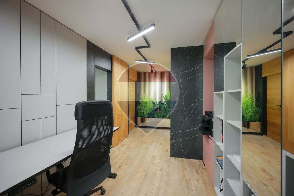 Birouri de închiriat zona Rogerius, Dotari Premium, Parter