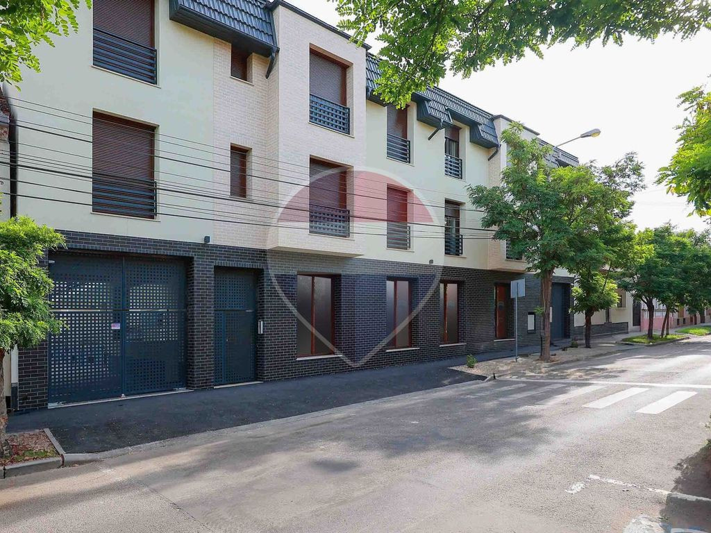 Spațiu comercial de închiriat, zona ultracentrală, Oradea