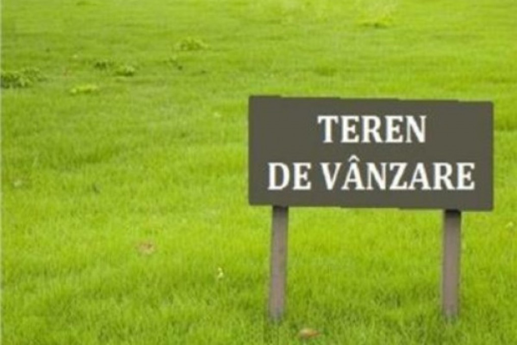 Teren intravilan 1200 mp, Tăuți