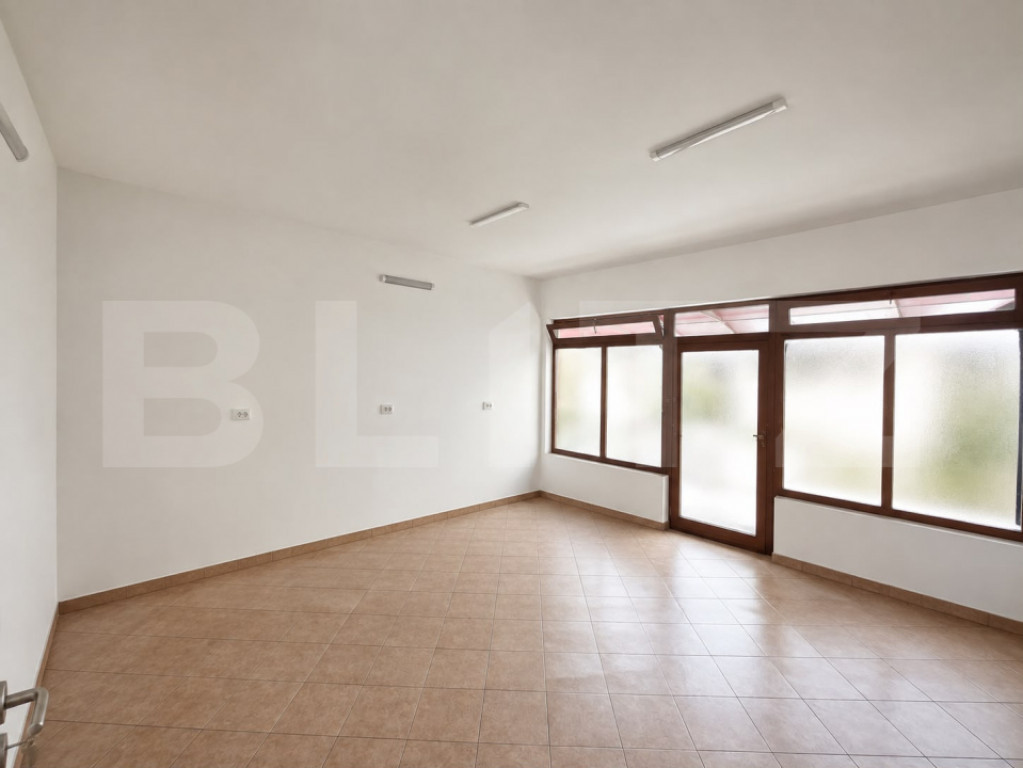 Spațiu comercial de inchiriat, 25 mp, zona Cornitoiu