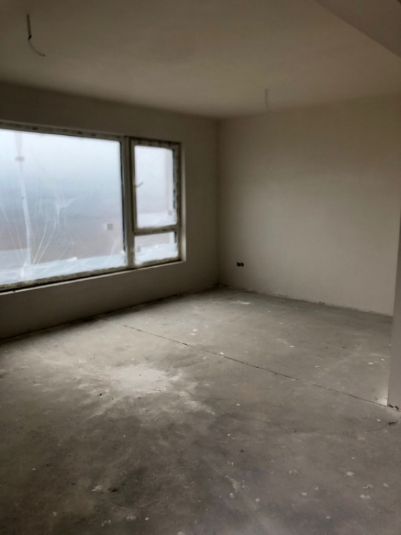 Apartament la Vila 4 camere 229 mp | gradina 161 mp | garaj