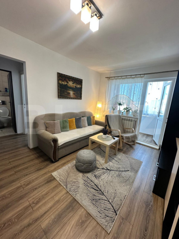 Apartament 2 camere zona micro 3