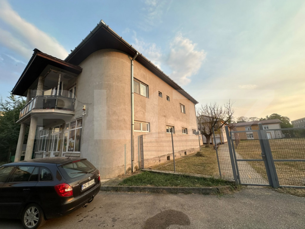 Proprietate S+P+E, 350 mp teren, spații comerciale și pote