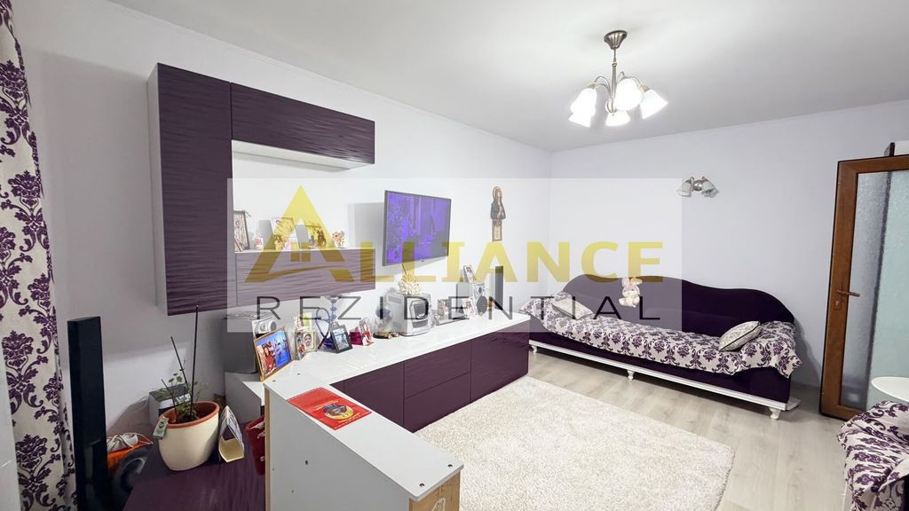 Metrou Aparatorii Patriei - Apartament 3 camere