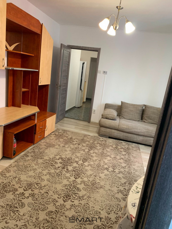 Apartament 2 camere zona Cedonia
