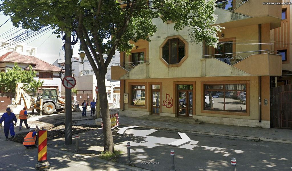 SPATIU COMERCIAL ZONA TOMIS 2