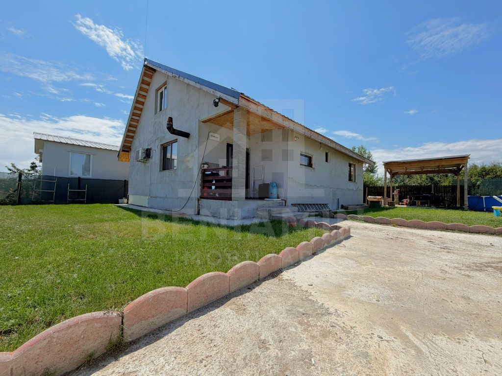 Casa-3 dormitoare-Aeroport-400mp teren-constructie 2025-S...