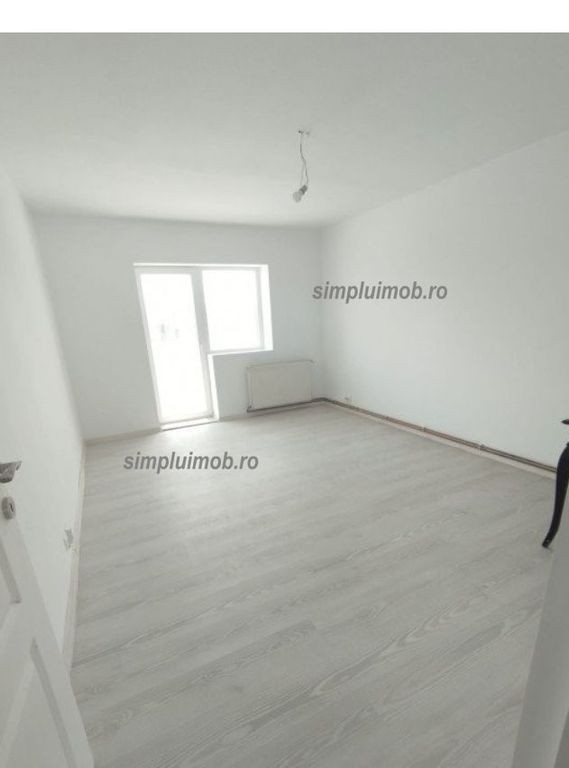 2 camere etaj 3 Straja reabilitat Sector 4