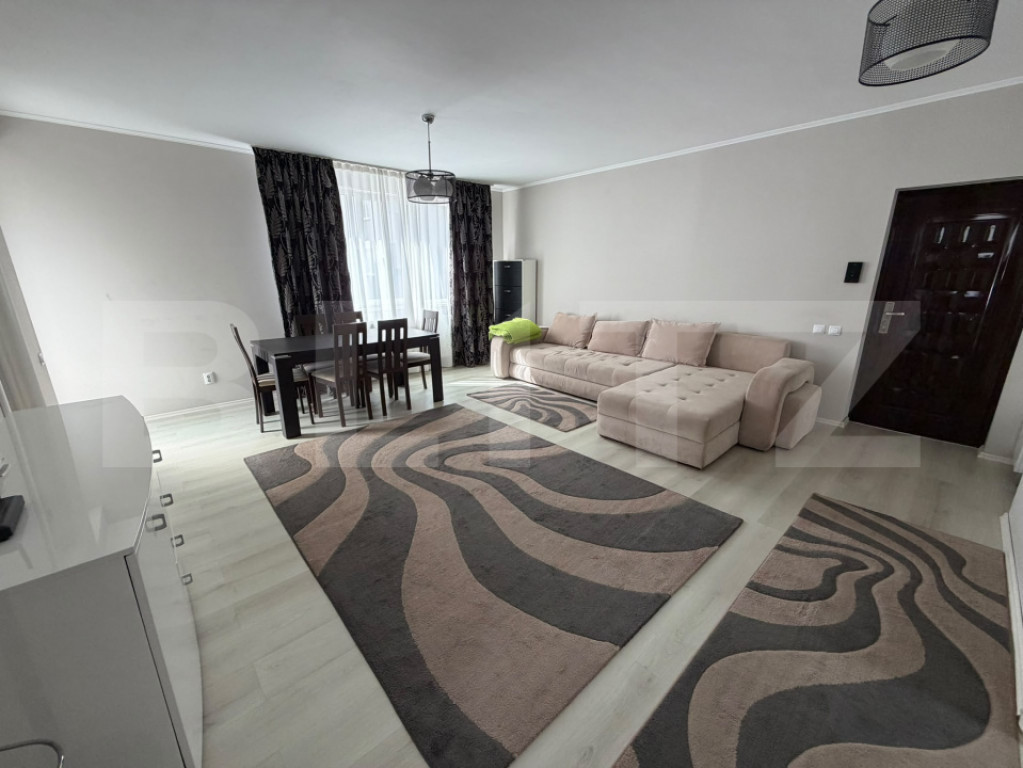Apartament 2 camere, 2 parcari, zona Vivo