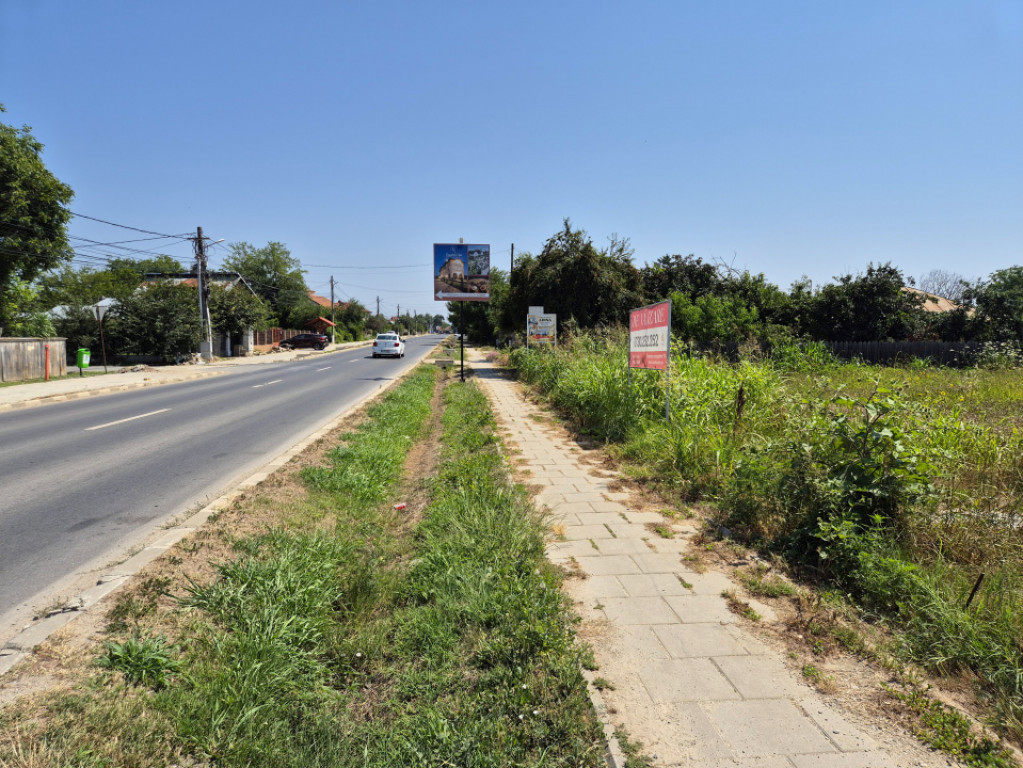 Teren de 785mp cu deschidere dublă 23/34m, strada principal