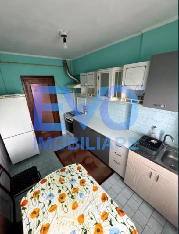 Apartament de inchiriat cu 3 camere, Gara