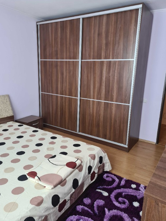 Inchiriez apartament cu doua camere in zona Lujerului