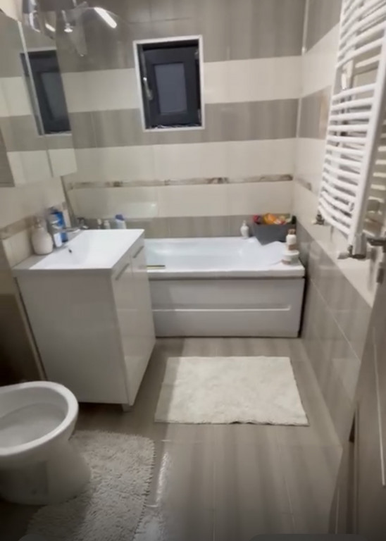 Apartament 3 camere Ostroveni superb