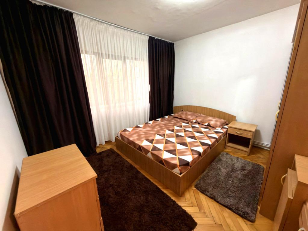 ???? Apartament 2 camere de închiriat – Zona Liceul Tudor