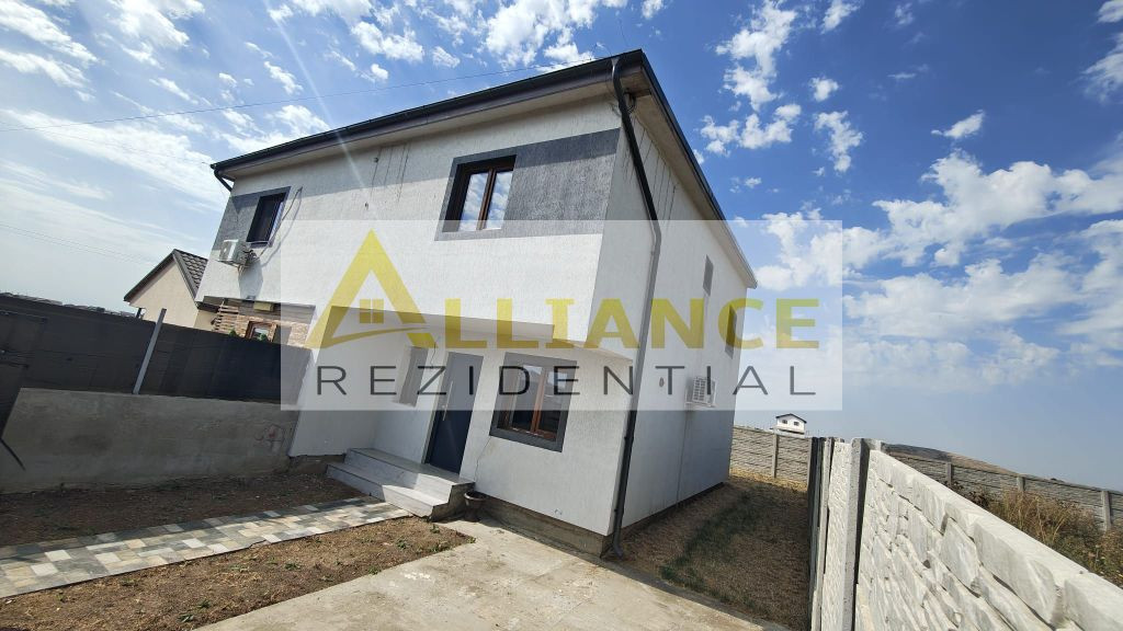 Duplex mobilat | 3 camere | 2 bai | 106MP utili