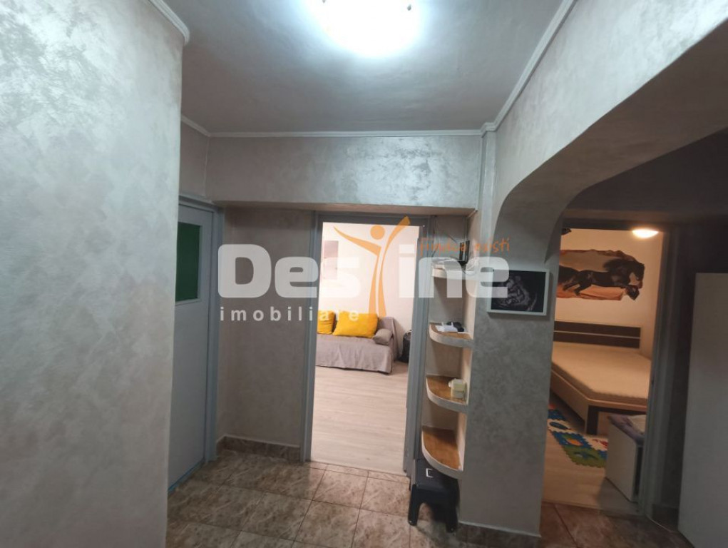 Apartament 3 camere, decomandat, metrou Dristor2