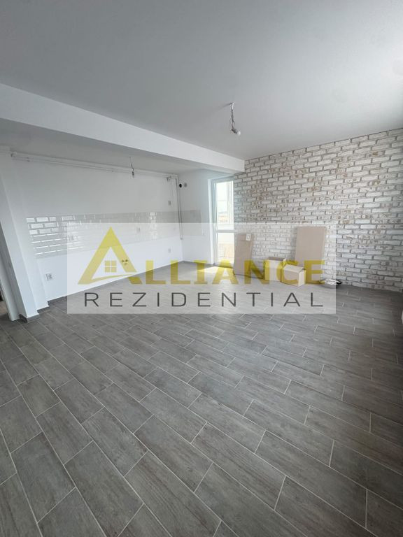 Apartament 3 camere de vanzare | 2 bai | Terasa | Metrou