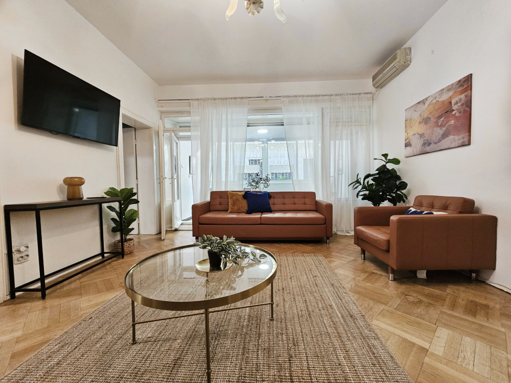 Inchiriere - Parter - office/rezidenta- 5 camere - Doroba...