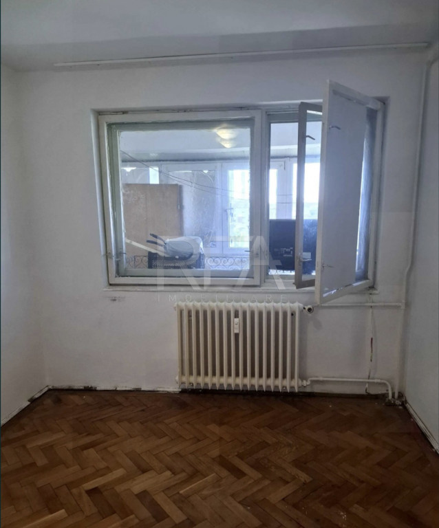 Apartament 2 Camere Decomandat Parc Moghioros