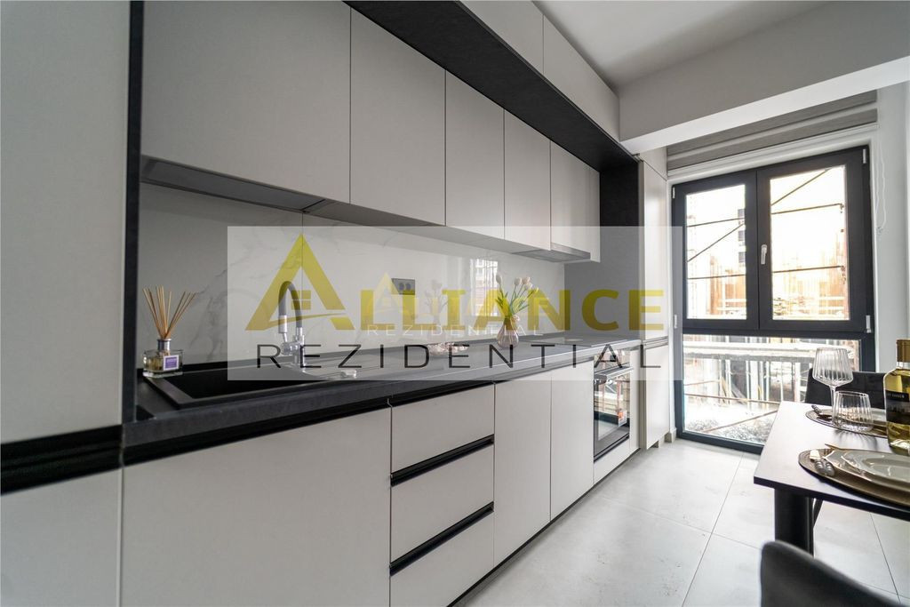 3 camere Metrou Berceni