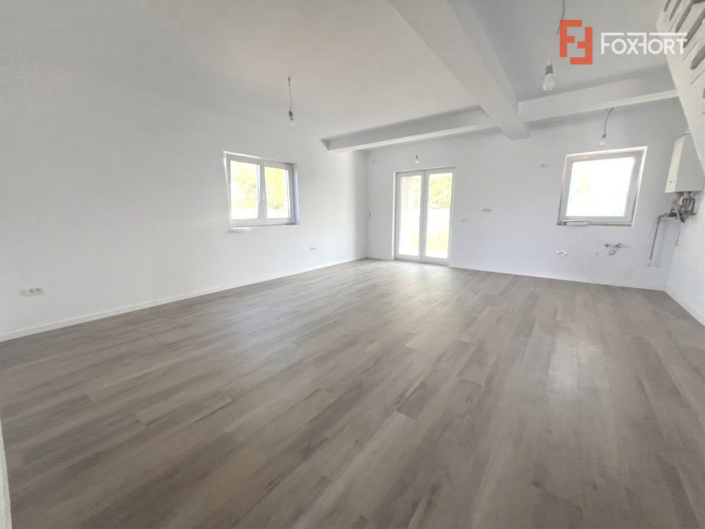 Duplex cu 4 camere si teren de 250 mp, cartier Serena