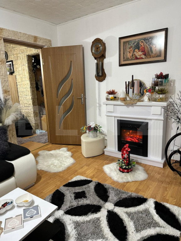 Apartament 3 camere, 64 mp, zona Materna