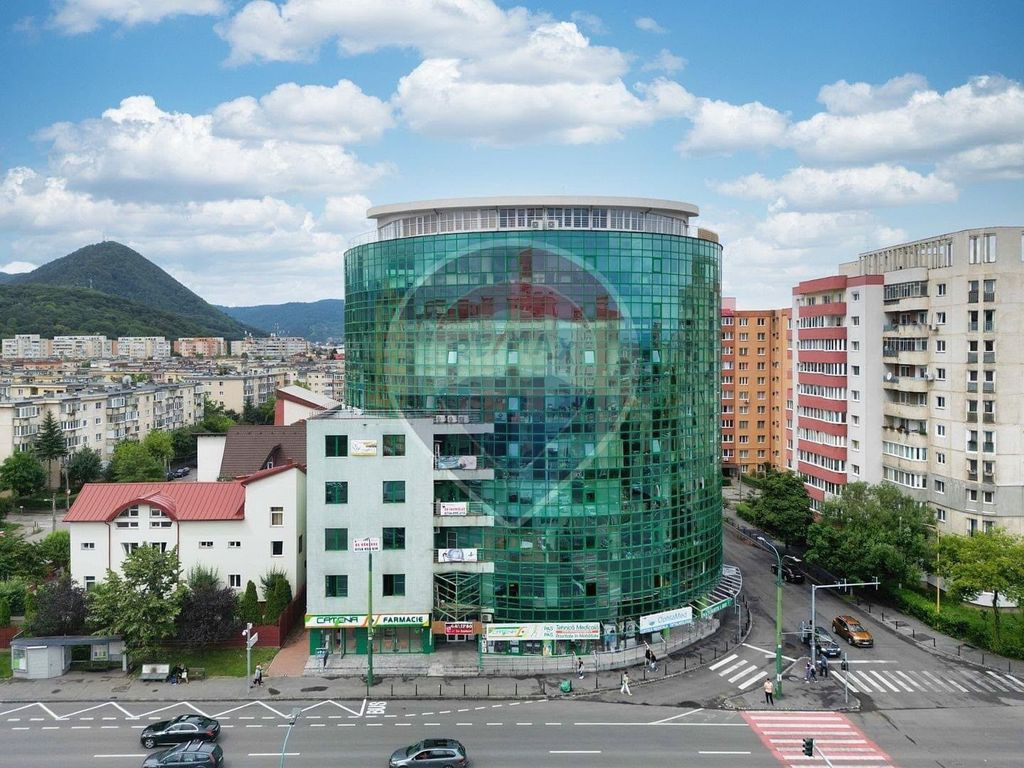 SPATIU 70 MP CU GRUP SANITAR SI BALCON | GREEN CENTER BRA...