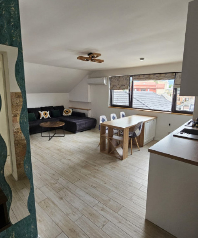 ✨ Apartament cochet la mansardă, complet mobilat & utilat